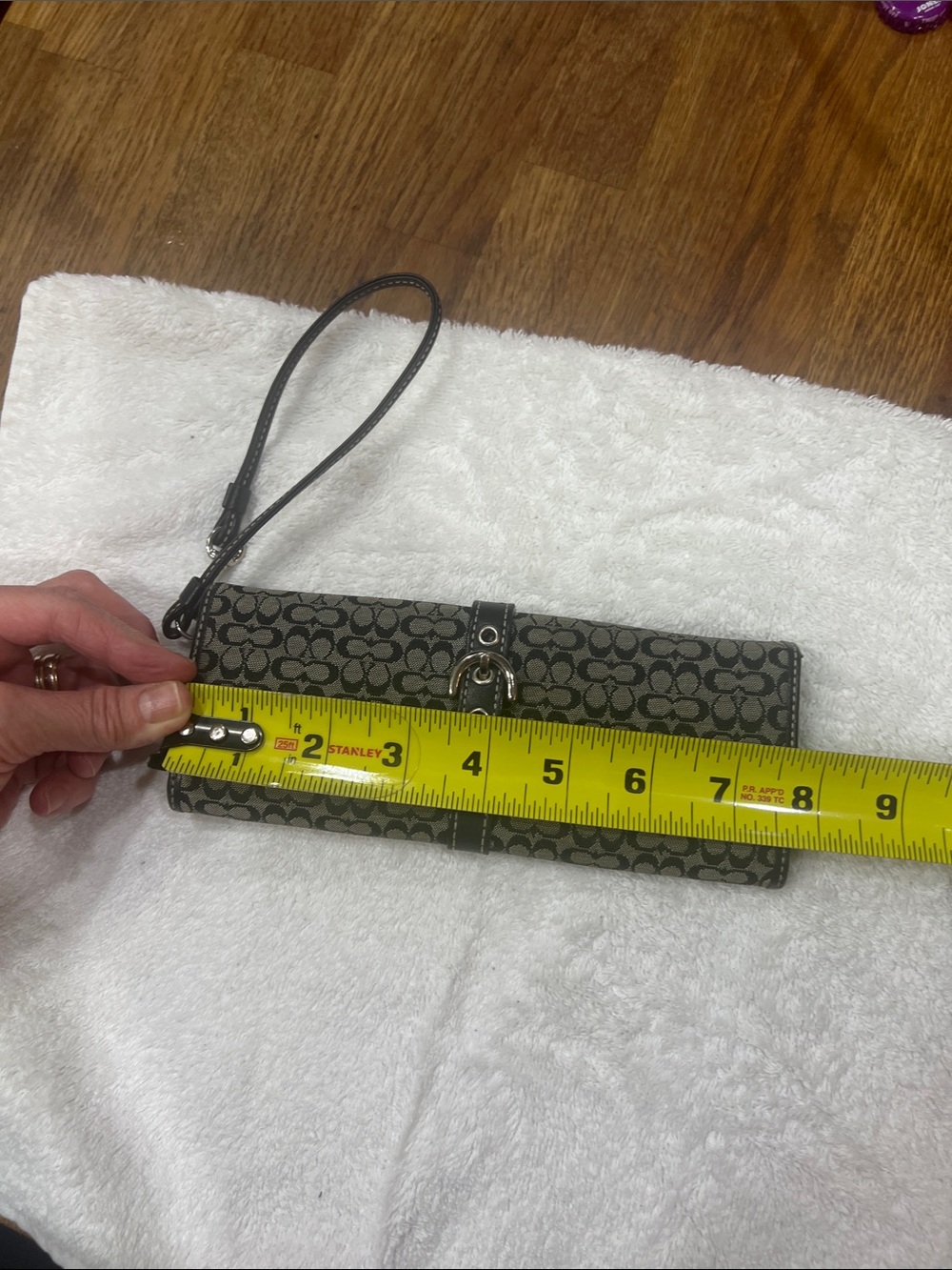 Coach Black/Tan Signature Canvas Wristlet Clutch. - Picture 11 of 12